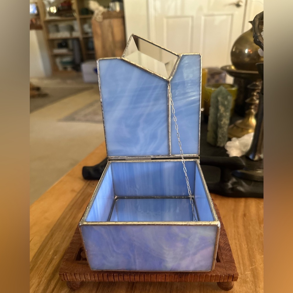 Handmade stained glass Iridescent Glass blue purple Trinket Box mirror accent - Picture 3 of 7